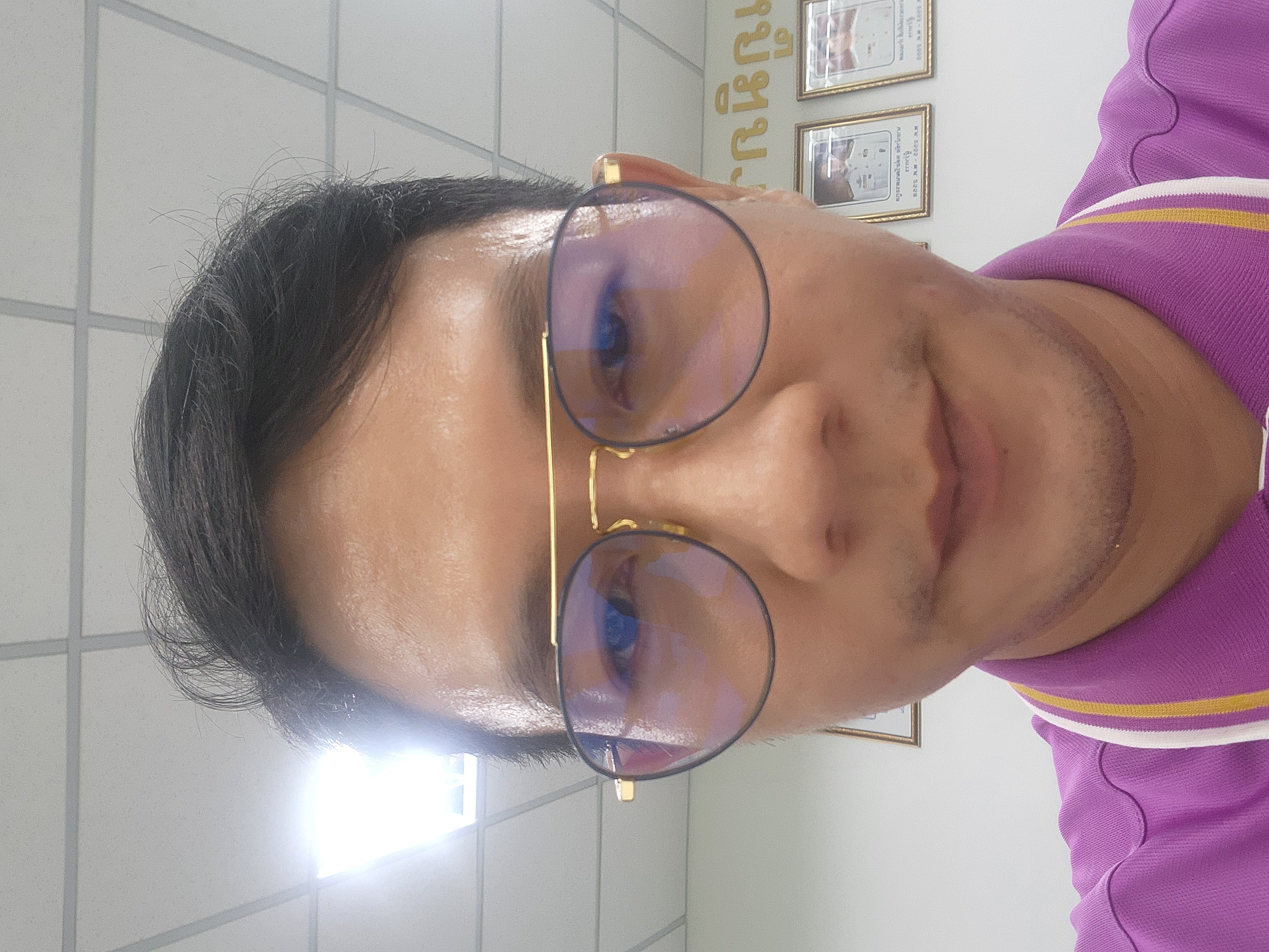 นายสุวิวัส พงงโมรา (ก้อ)
