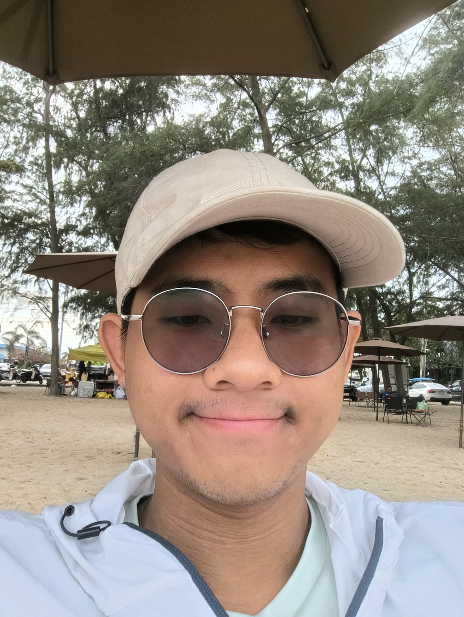 วีระวัฒน์ ดวงอุทัย (วี)