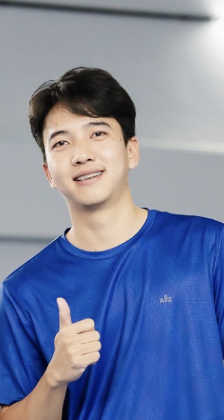 ธีรพงศ์ บ. (ตุ้ยนุ้ย)