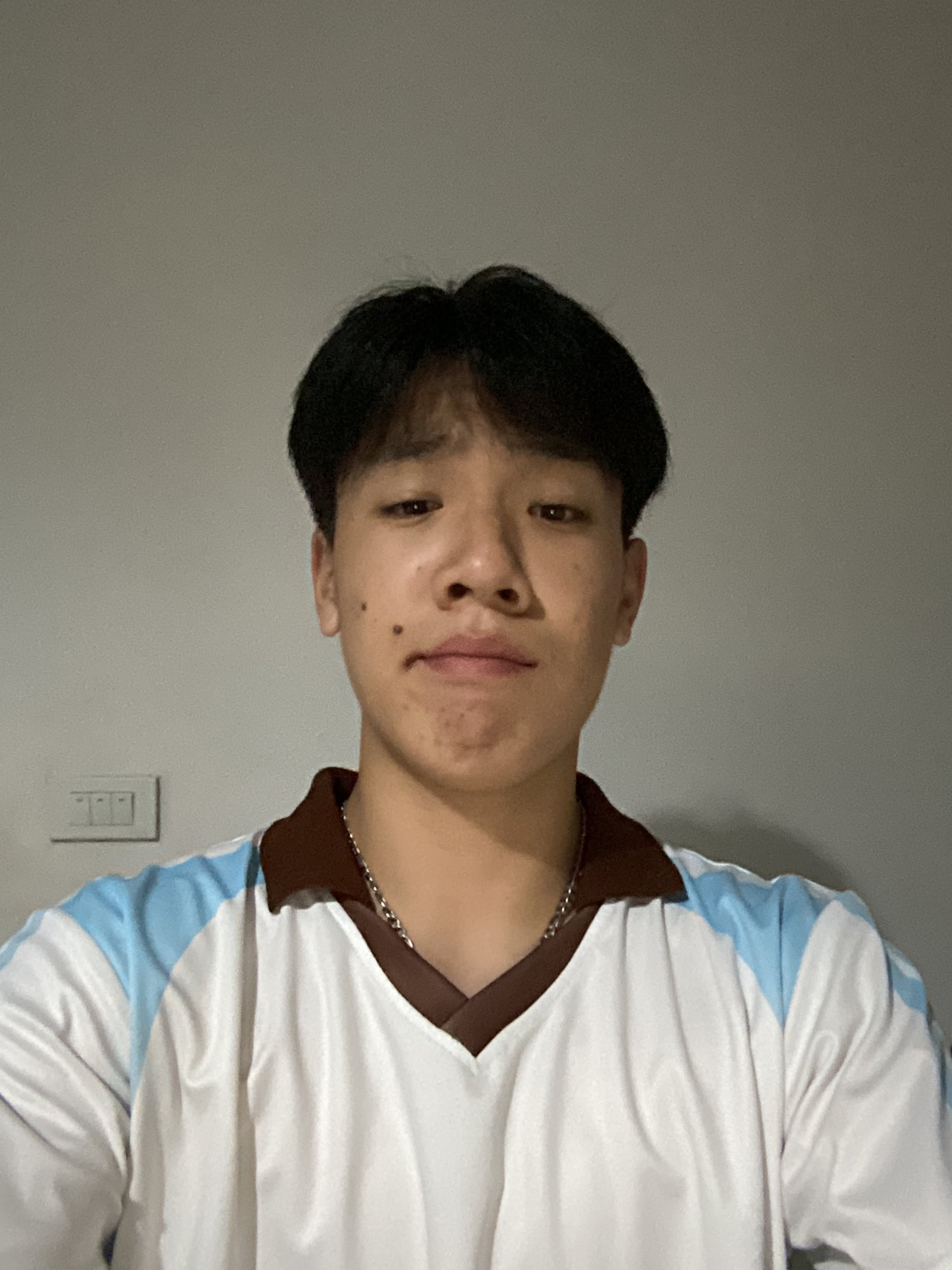 จิรเมธ ฮวาง (หมีพู)