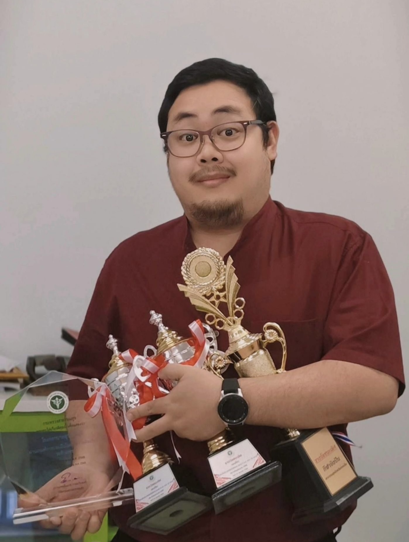 มาตุภูมิ กิตติสุนทโรภาศ (ฮาฟ)