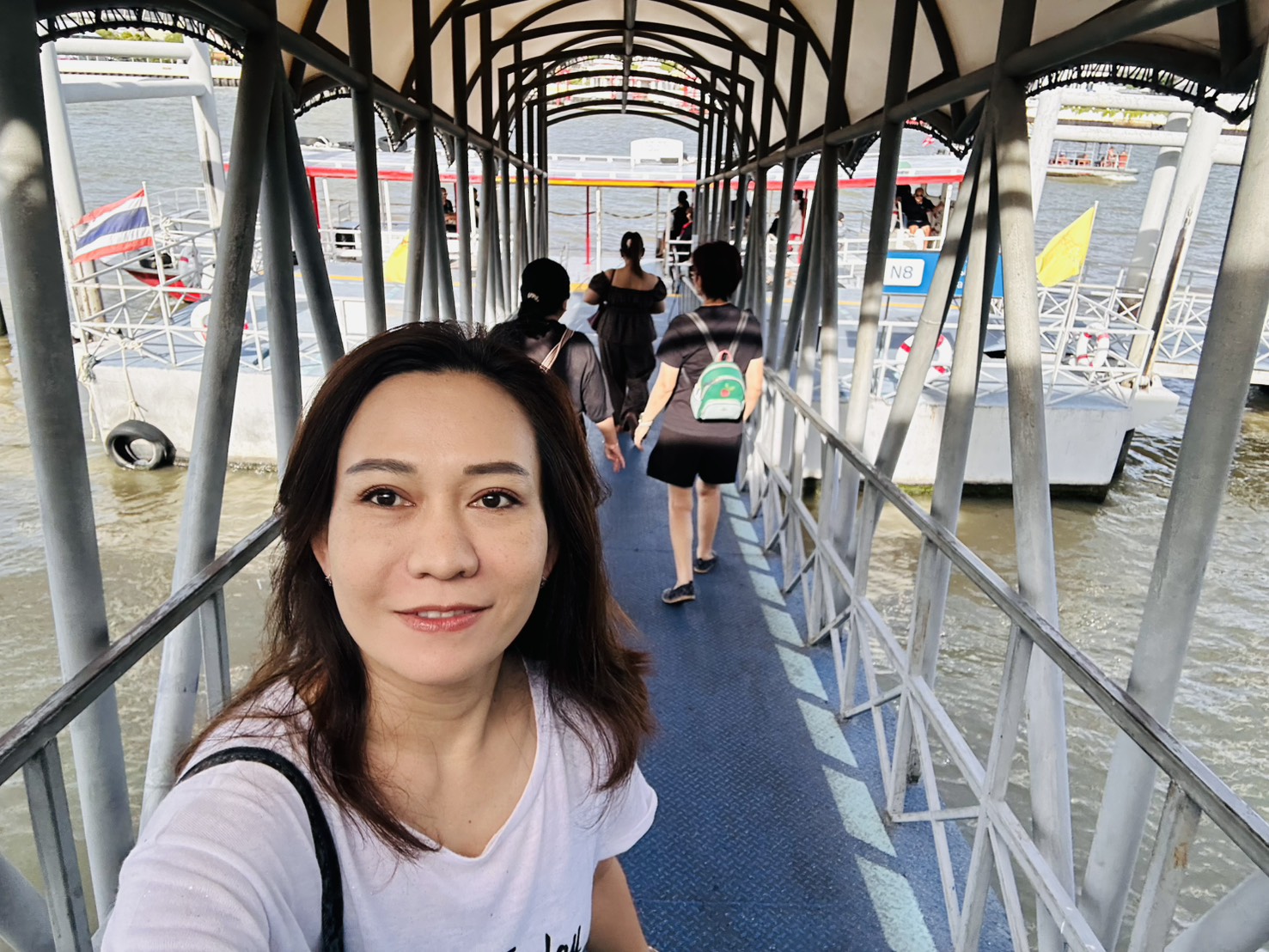 ฐิติพร วิวัฒน์มนัสกุล (อีฟ)