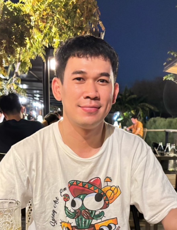 นายไกรสรทอง รสโสดา (แบงค์)