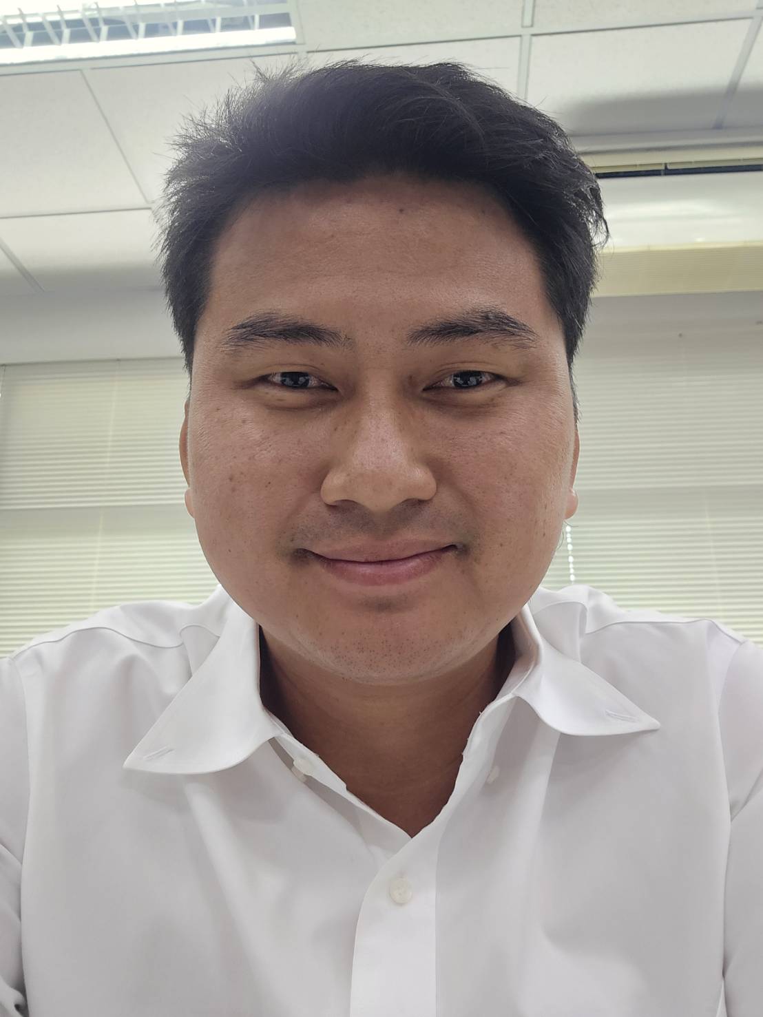 นายวิทวัส ภิญโญทรัพย์ (ต้น)