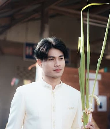 ธนกร ทิพยกรรณ์ (เอฟ)